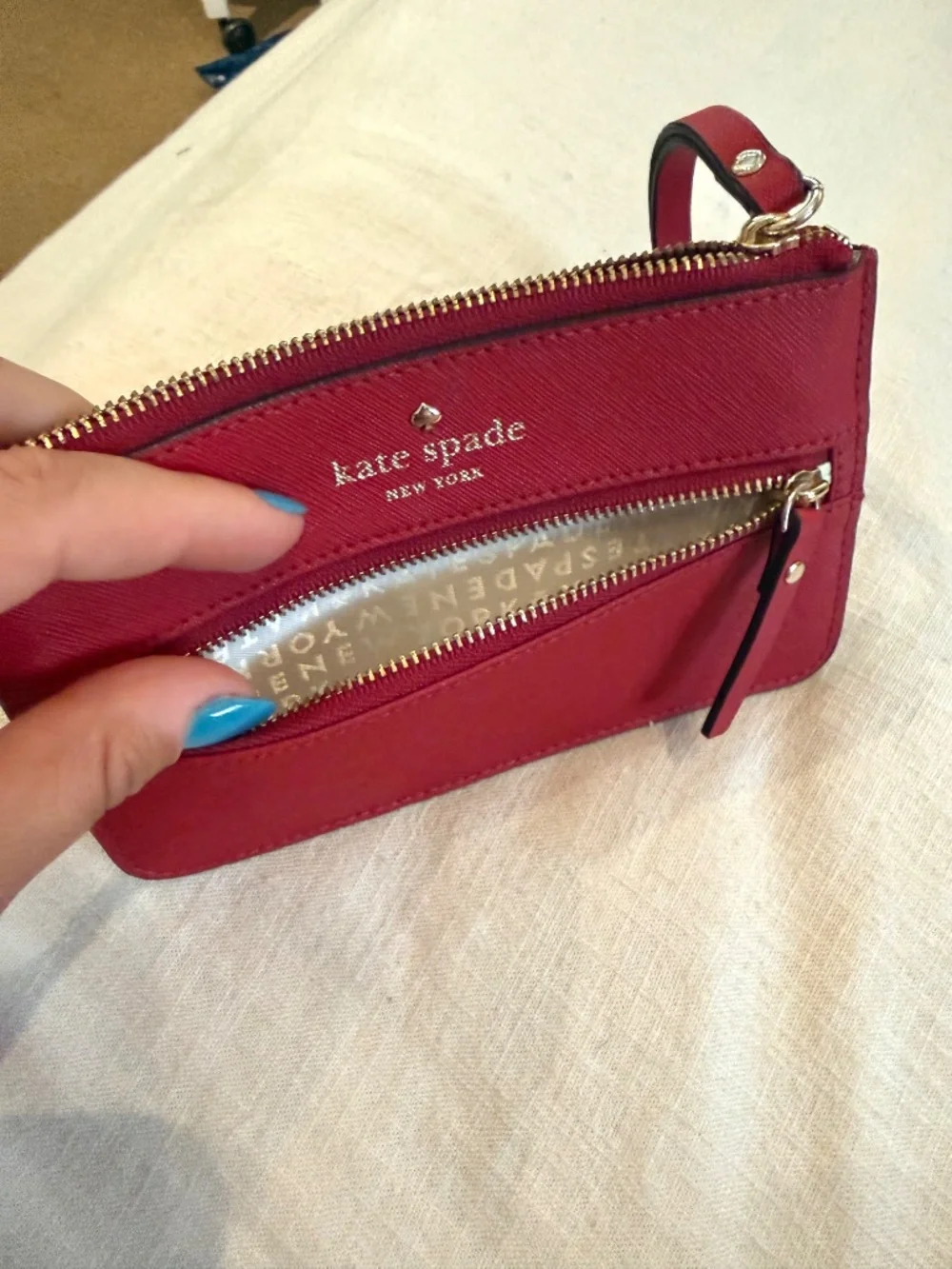 Kate Spade Vintage Wallet wristlet